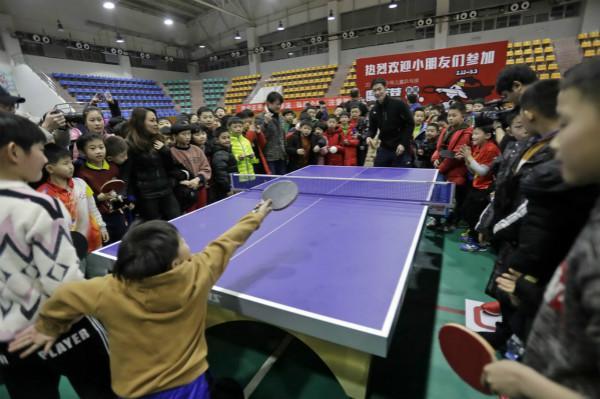 争夺年度首 争夺年度首