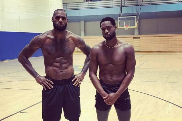 是否出界 是否出界